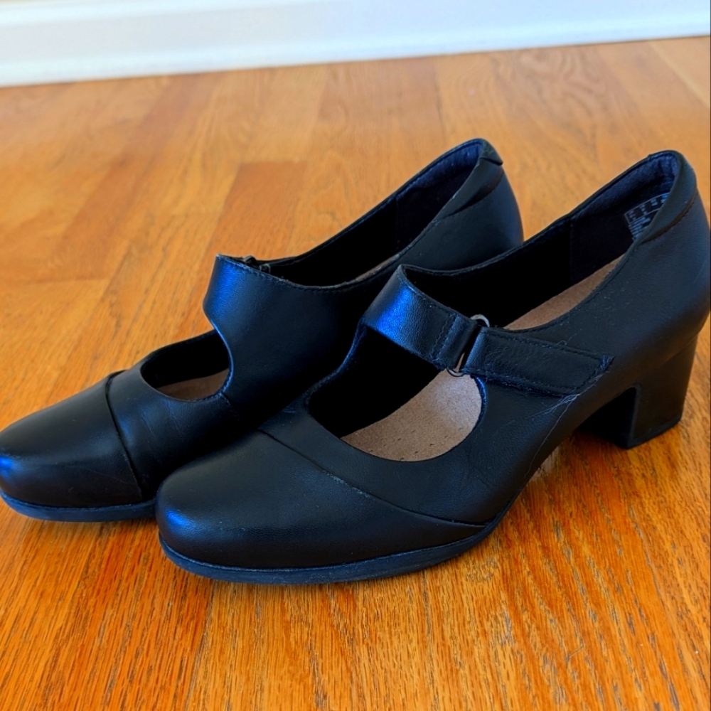 CLARKS ROSALYN WREN PUMP
